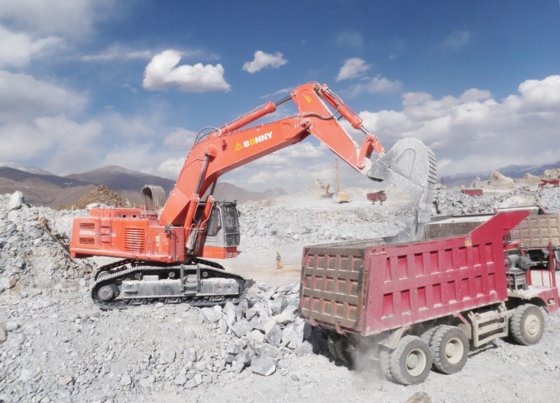 ボニー CED760-9 76 トンの電気油圧鉱山の掘削機