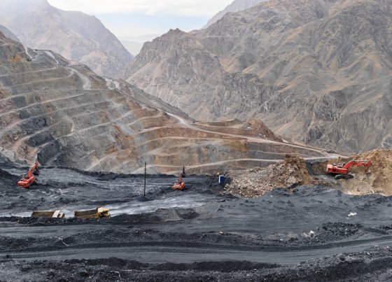 邦尼 CES780-9 78 吨双动力液压挖掘机