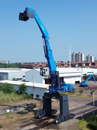 邦尼 BHC190 190 吨大型龙门式履带材料装卸机（定制）