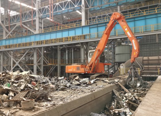 ボニーWZYD33-9 33トン電動クローラ油圧マテリアルハンドラ