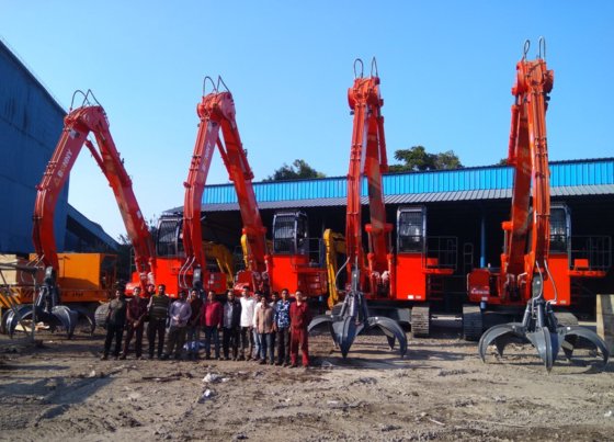 邦尼 WZY40-8 40 吨履带式液压物料装卸机