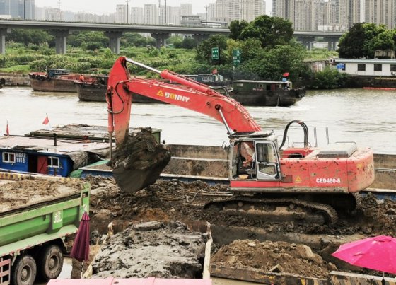 邦尼 CED460-9 46 吨电动液压挖掘机