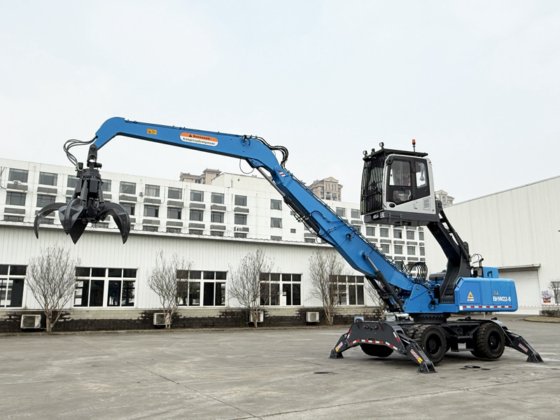 邦尼 BHW22-8 22 吨移动式液压材料装卸机