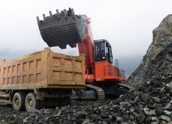 ボニー CE750-8 75 トン油圧採鉱掘削機