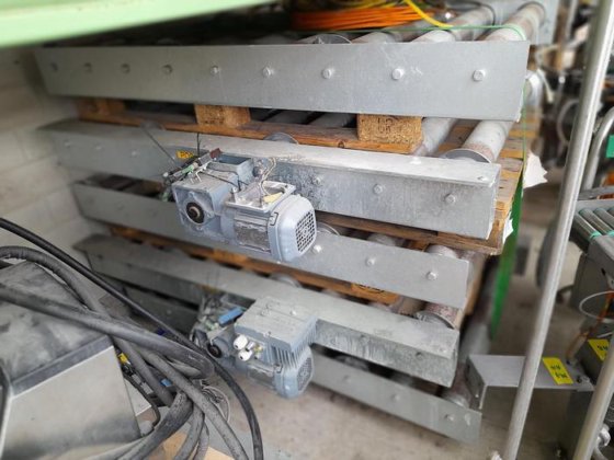 パレットローラーコンベア