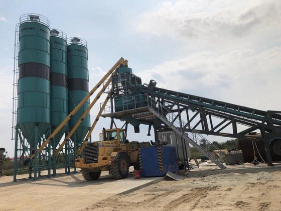 120立方/小时移动混凝土搅拌站