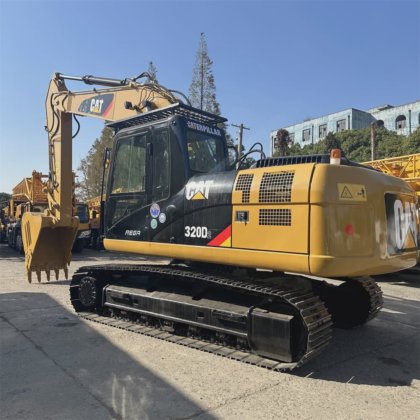 cat 320d