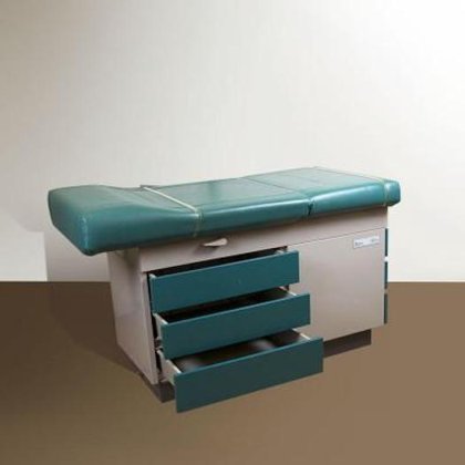 ミッドマーク リッター 104 電気制御付き婦人科検査台