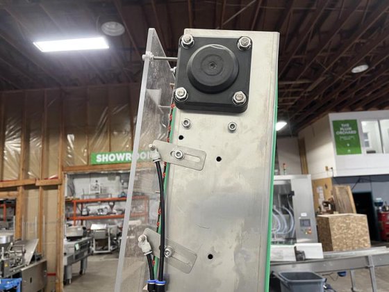 Automatic Cap Elevator