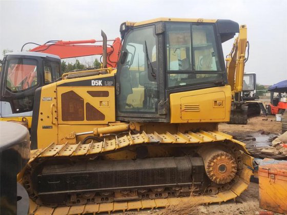 CAT D5k
