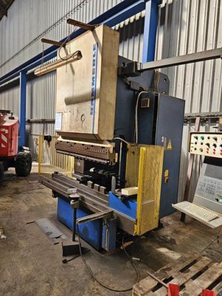 Haemmerle 35T press
