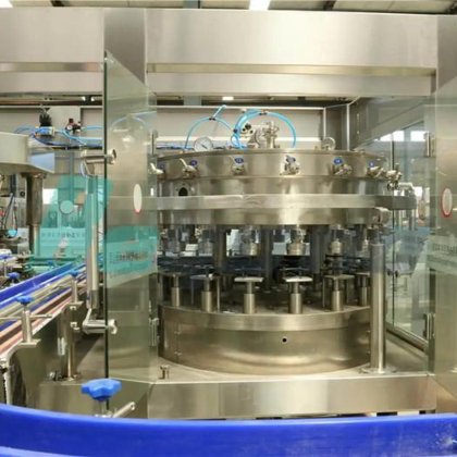 全自动碳酸软饮料洗罐灌装旋盖机