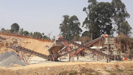 初级反击式破碎机