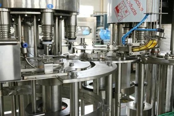 经济实惠的食用油和液体肥皂全自动液体灌装机