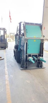 三次冲击破碎机