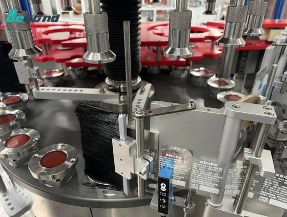 用于瓶子和产品包装的三面贴自动贴标机批发