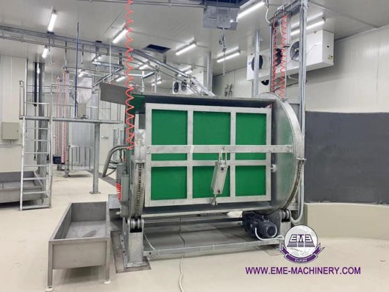 完整的牛屠宰线 奶牛屠宰场清真杀牛箱 麻布风格