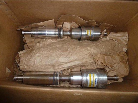 ドライブヘッド付きバルブピストン