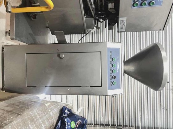 自动香肠灌装包装机