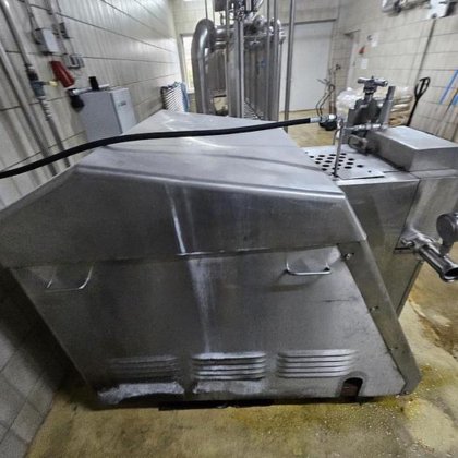 ホモジナイザー