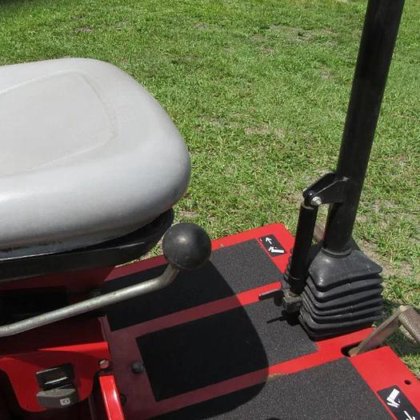 ゴルフ・グリーン・プロ・ローラー・パワー・エンジンは使いやすく、耐久性に優れています。