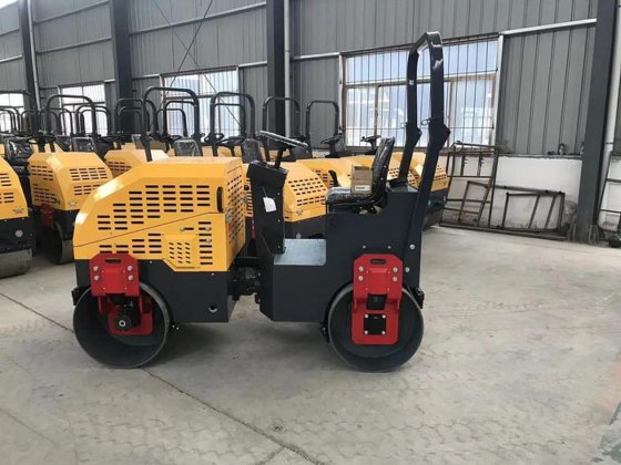 RRL-200 热销型全液压驱动压路机 小型压路机适用于市政路面修补