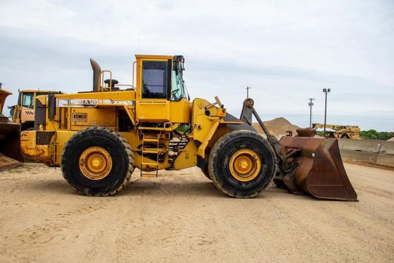 1999 Volvo L180C Rubber Tire