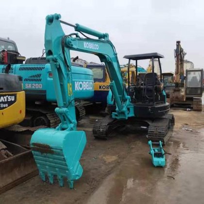Kobelco SK45