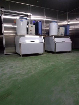 最新廉价 1000 公斤不锈钢片冰机滚筒工业片冰机蒸发器