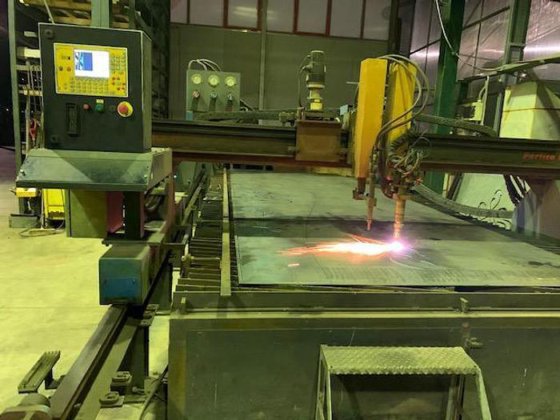 DAMI/HYPERTHERM Plasma Cutter #4328 in Thiene, Italy