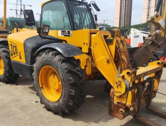 JCB 530