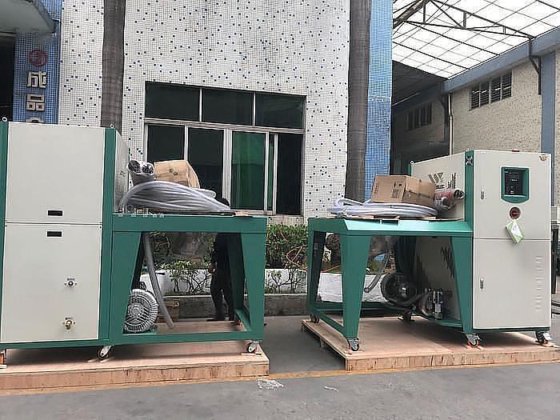 用于注塑机的工业用 100 公斤塑料材料除湿干燥机