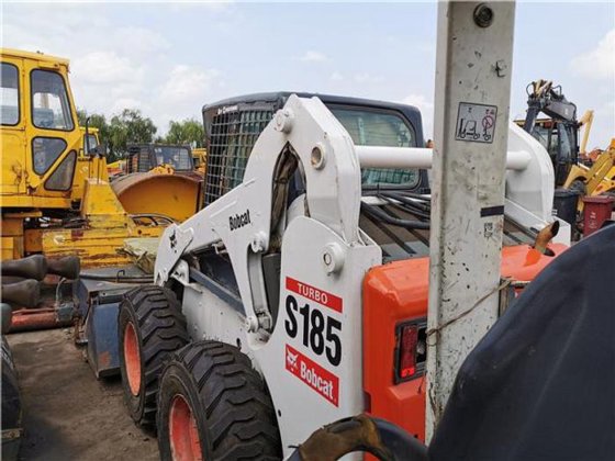 2016 BOBCAT S185 SKID STEER
