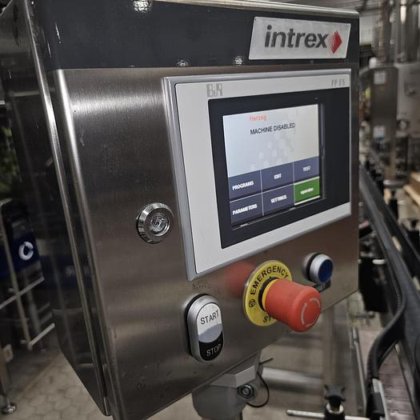 使い捨てボトル充填ライン