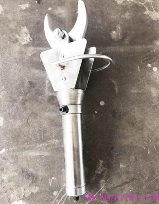 为清真肉类屠宰场拆除牛屠宰场设备剪刀