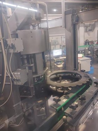 ガラス瓶充填機およびキャッパー