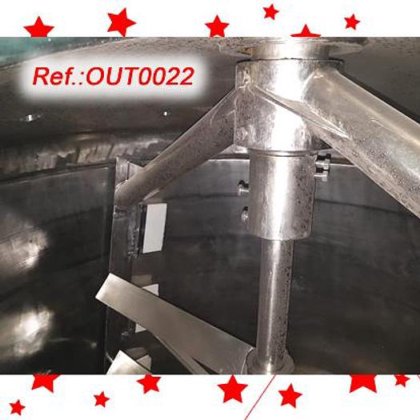 约2000升 "奶油反应器"。