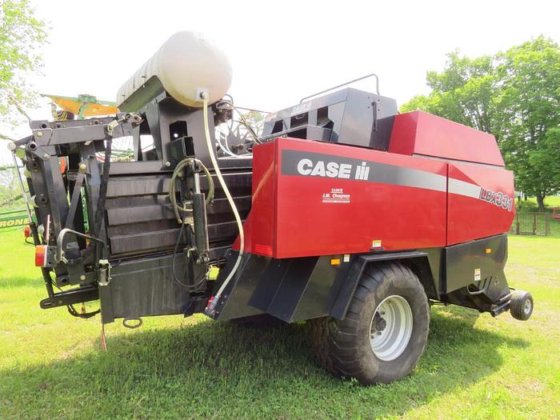 2002 Case IH LBX 331