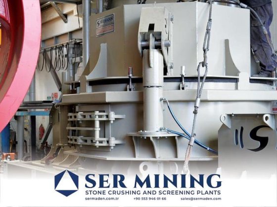 垂直軸衝撃破砕機：高速骨材成形