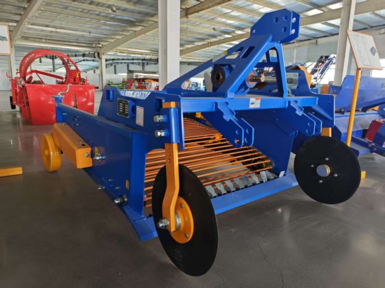 Advanced Potato Onion Carrot Harvester for Efficient Farming