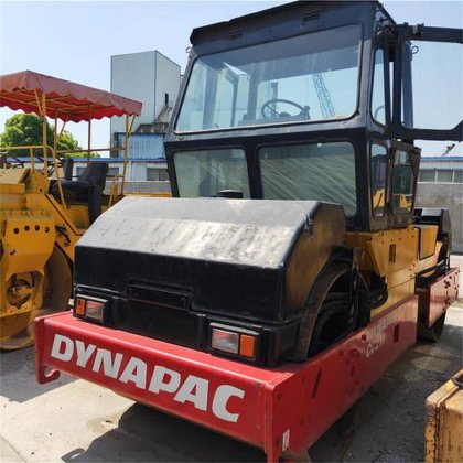 DYNAPAC CC211