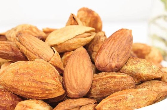 多功能颗粒坚果多头秤立式小袋包装机 Doypack 预制袋包装机