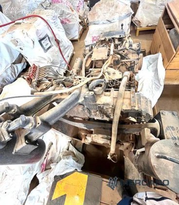 小松D375A履带拖拉机传动模块