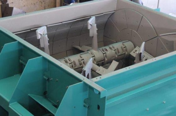 ツインシャフトミキサー