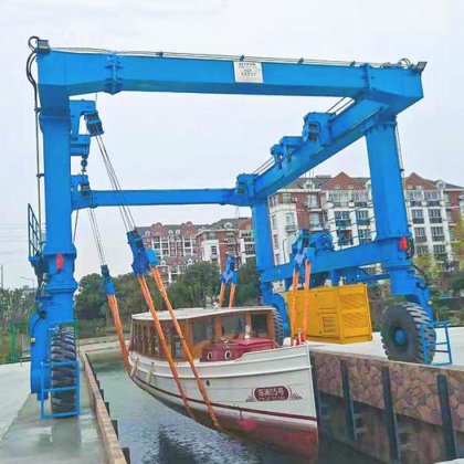 HT CRANE MBH