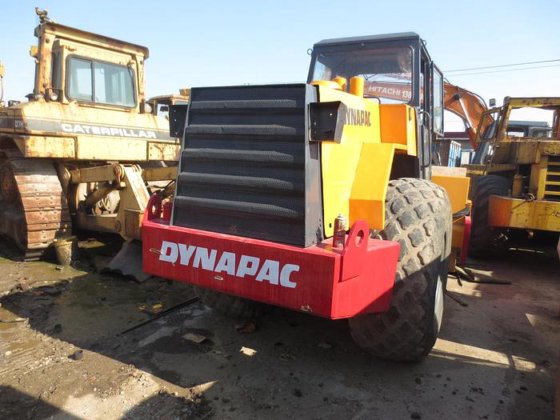 2011 Dynapac CA25D