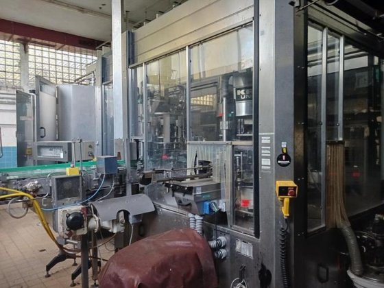 ボトル充填機/キャップ機/ラベル貼り機