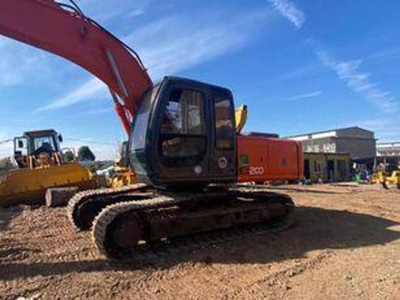 2014 HITACHI EX 200-5