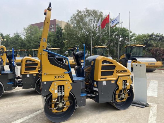 2024 XCMG SD100