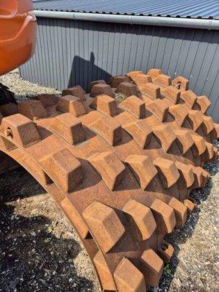 Straßenwalzengehäuse